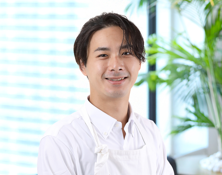 伊藤 輝